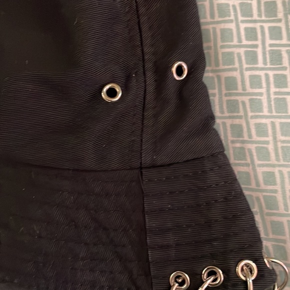 Unisex Black Trendy Bucket Hat - Picture 3 of 3